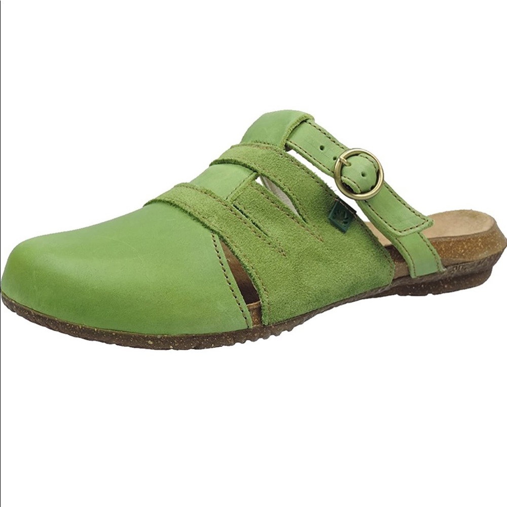 El Naturalista Women’s Wakataua Slip On Mule Shoes